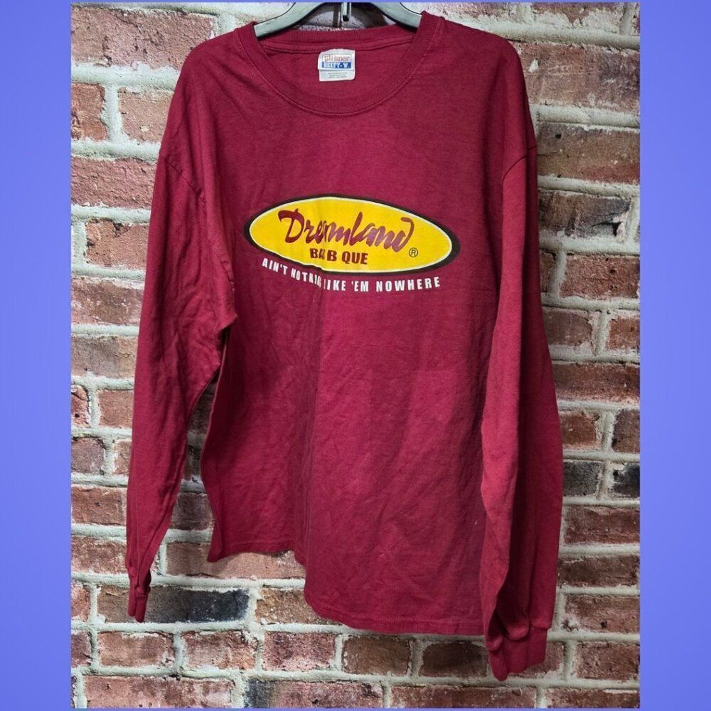 Dreamland BBQ Long Sleeve T-Shirt Large Red Hanes Beefy Restaurant Crew Neck‎